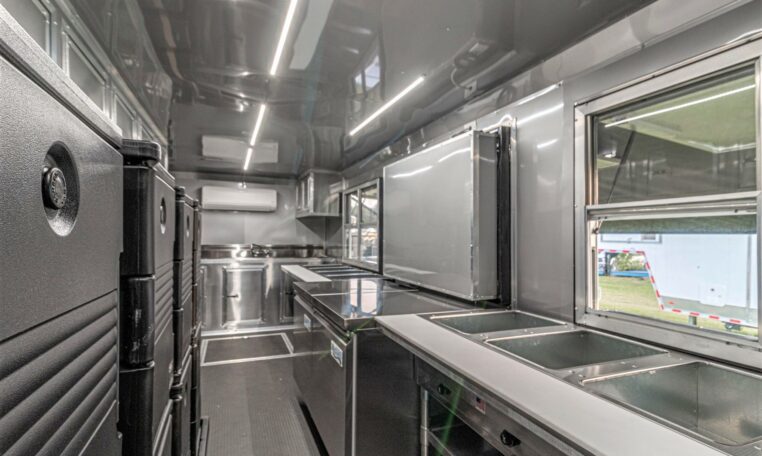 8.5×24 Equipped Catering Trailer thumbnail 2
