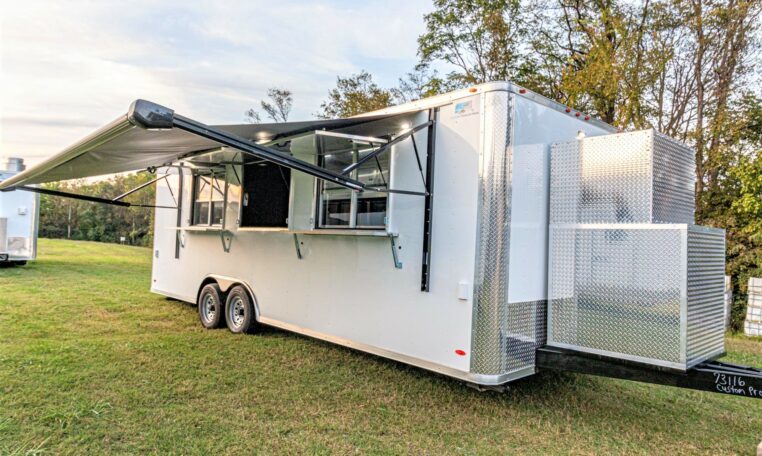 8.5×24 Equipped Catering Trailer thumbnail 3