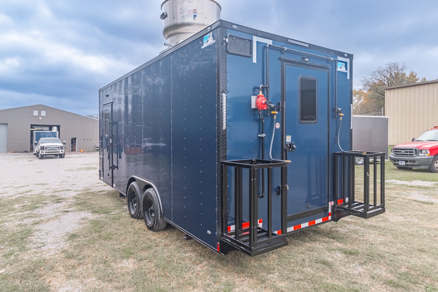 Trade Show Special! 8.5×20 Loaded Food Trailer thumbnail 4