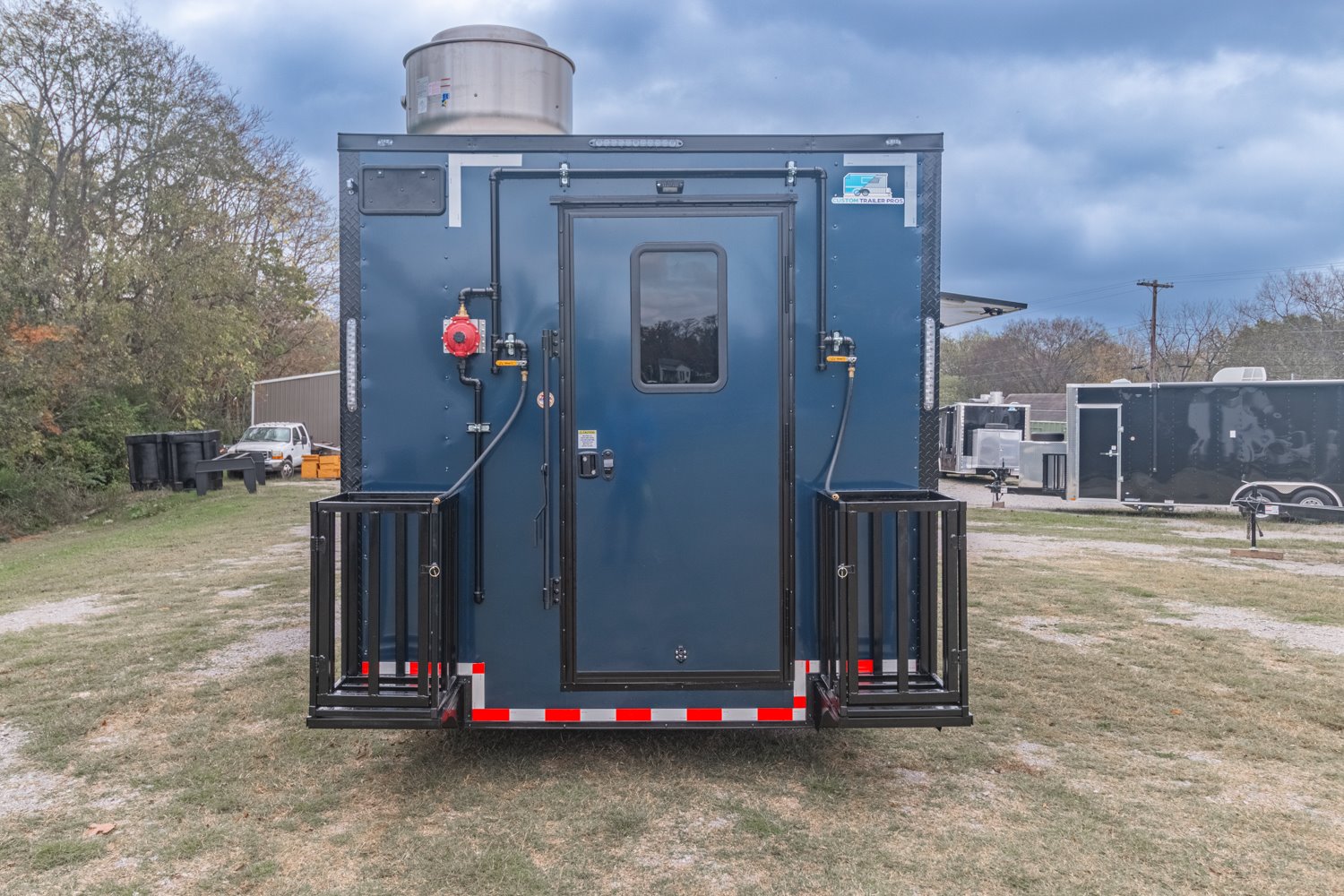 Trade Show Special! 8.5×20 Loaded Food Trailer thumbnail 10
