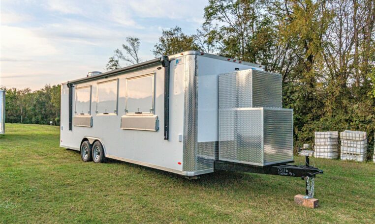 8.5×24 Equipped Catering Trailer thumbnail 4