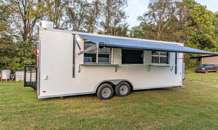 8.5×24 Equipped Catering Trailer thumbnail 8