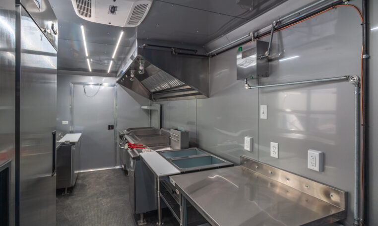 8.5×20 Equipped Food Trailer(8.5×20HCB168) thumbnail 12