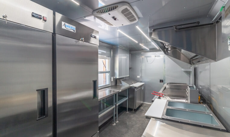 8.5×20 Equipped Food Trailer(8.5×20HCB168) thumbnail 13