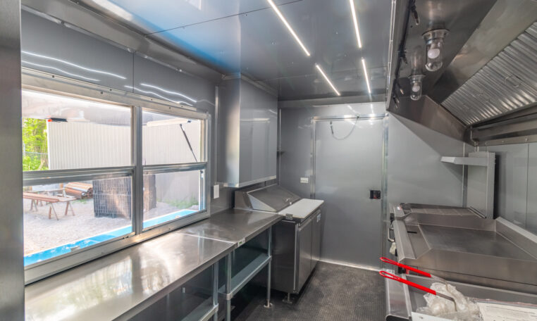 8.5×20 Equipped Food Trailer(8.5×20HCB168) thumbnail 14