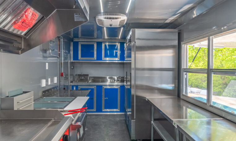 8.5×20 Equipped Food Trailer(8.5×20HCB168) thumbnail 7