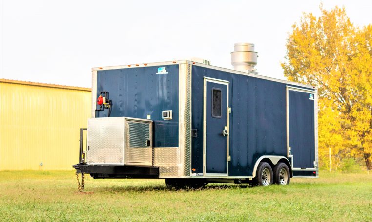 8.5×20 Enclosed Porch BBQ Trailer(8.5×20PIB530) thumbnail 8