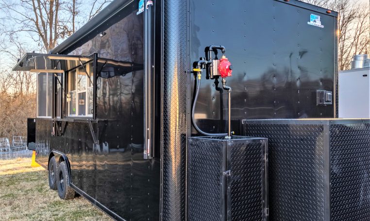 8.5×24 Blackout BBQ Trailer with Smoker 8.5×24PBBO529 thumbnail 4