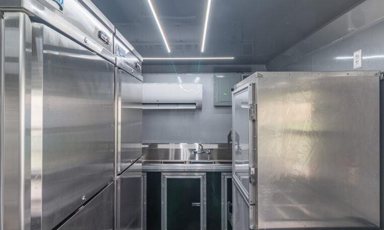 8.5×24 Mobile Kitchen Trailer thumbnail 11