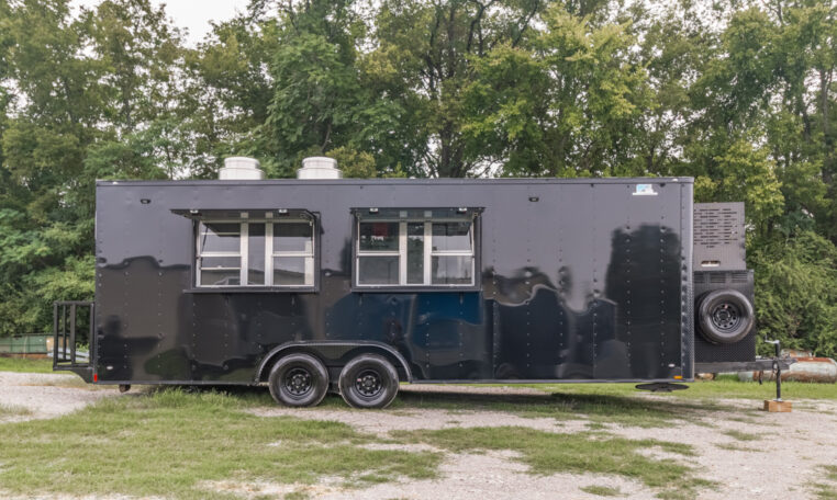 8.5×24 Mobile Kitchen Trailer thumbnail 6