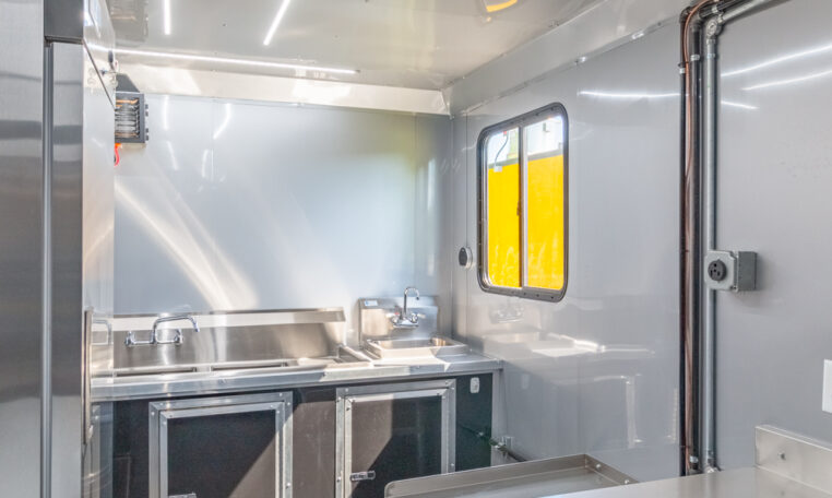 8.5×24 Equipped Food Trailer thumbnail 2