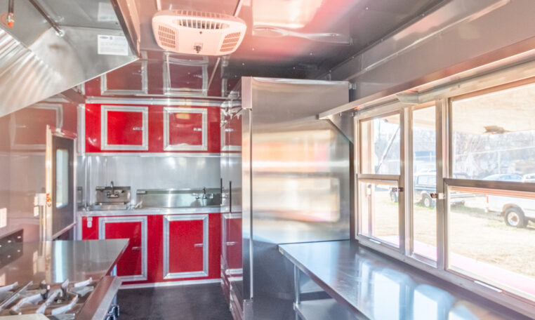 8.5×20 Equipped Food Trailer(8.5×20HR156) thumbnail 11