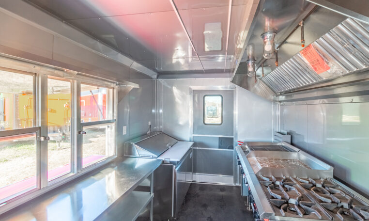 8.5×20 Equipped Food Trailer(8.5×20HR156) thumbnail 13