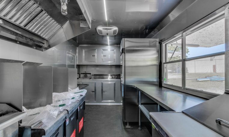 8.5×20 Equipped Food Trailer(8.5×20HCB141) thumbnail 15