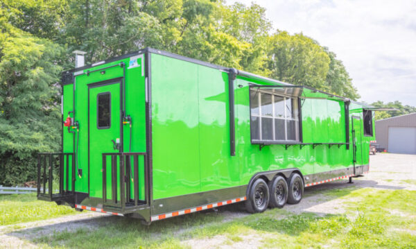 8.5x 44 Fully Loaded Gooseneck Trailer - Image 9