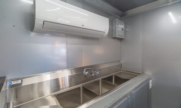 8.5x20 Equipped Food Trailer(8.5x20HIB158) - Image 11